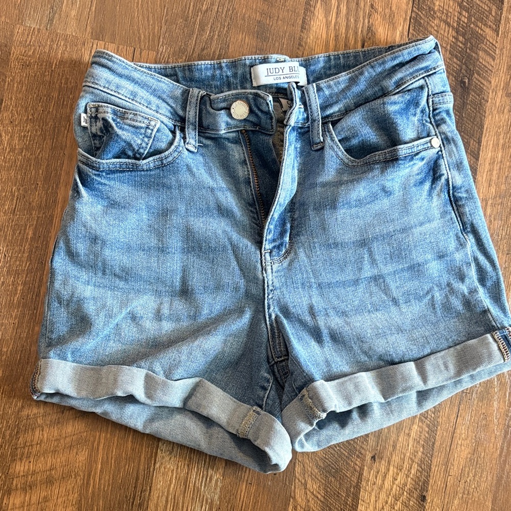 Judy Blue Women's Blue Denim Shorts